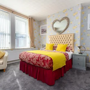 **** Guest house Valentine Over 21 Adult Couples Only United Kingdom